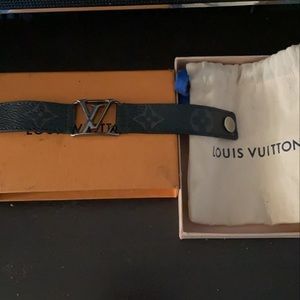Lv bracelet